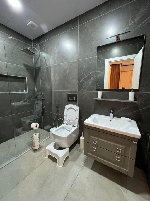 Luxurious 2br And 3br Izmit Apartments- Mountain View Apartment *