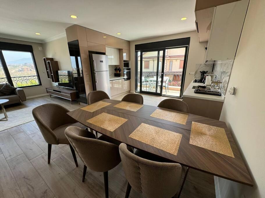 Apartment Luxurious 2br And 3br Izmit Apartments- Mountain View *