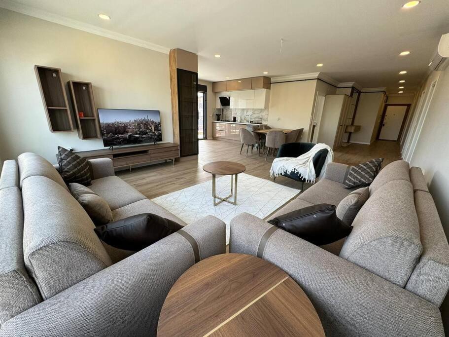 Luxurious 2br And 3br Izmit Apartments- Mountain View Apartment *