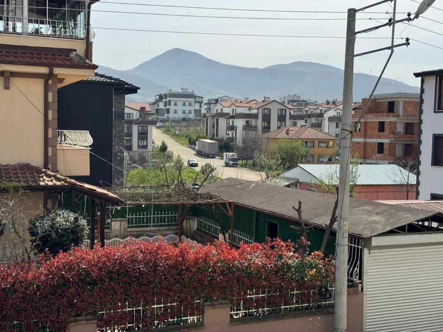 Apartment Luxurious 2br And 3br Izmit Apartments- Mountain View *