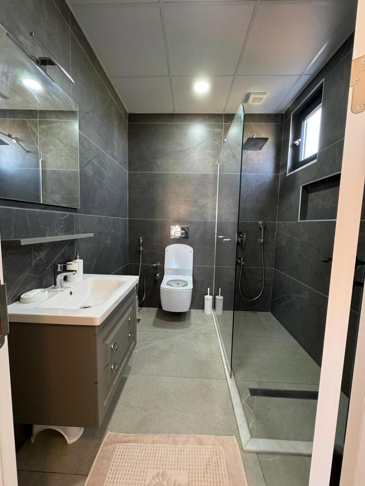 Luxurious 2br And 3br Izmit Apartments- Mountain View Apartment *
